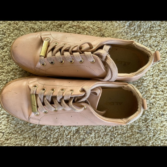 Aldo Light Pink Sneakers - Picture 1 of 3